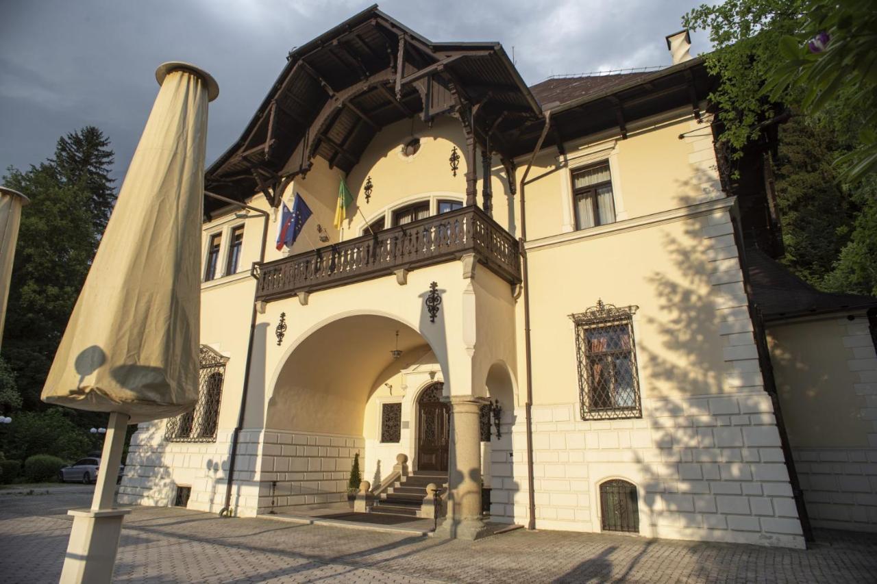 Vila Herberstein Velenje Bagian luar foto